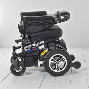 Comfort Plus DM-320 Puma Akülü Tekerlekli Sandalye (Önden Çekişli) - 6