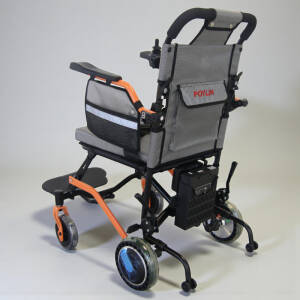 Poylin P204 Hafif Akülü Tekerlekli Sandalye - Poylin (1)