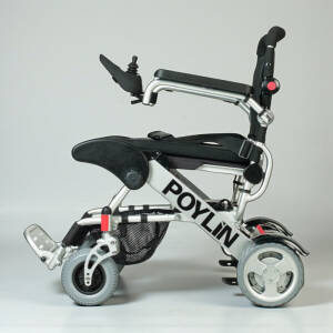 Poylin P207 Hafif Katlanabilir Akülü Tekerlekli Sandalye - 3