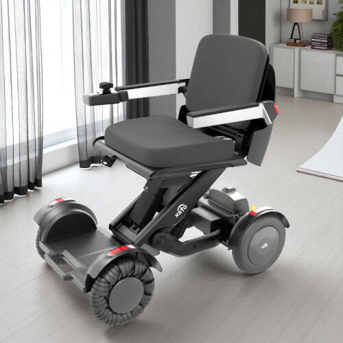 Poylin P212 XSTO M4U Hafif Akülü Tekerlekli Sandalye - 2