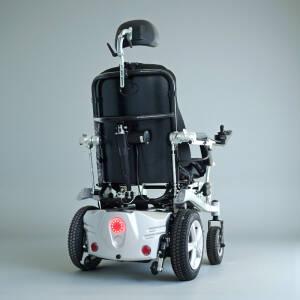 S300 Ayağa Kaldıran Akülü Tekerlekli Sandalye - 4